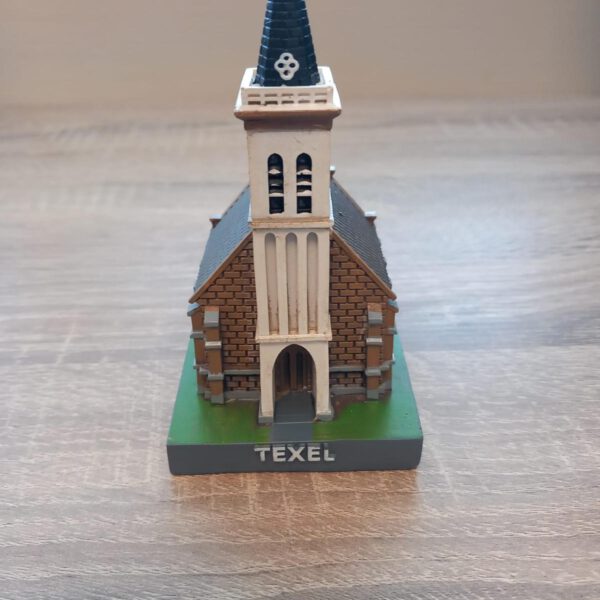 Kerkje Den Hoorn